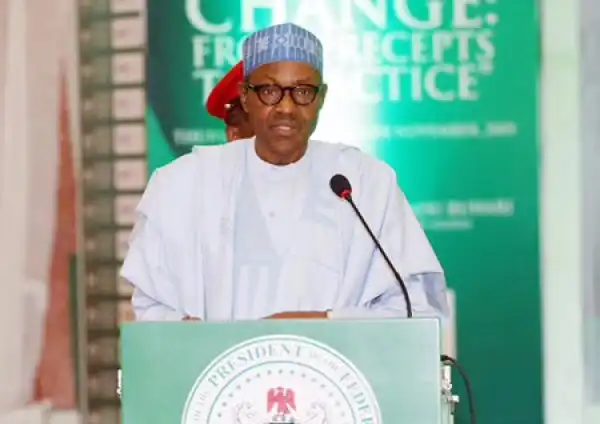 Buhari Bars Incoming Ministers From Using Long Convoys, Appointing Excess Aides